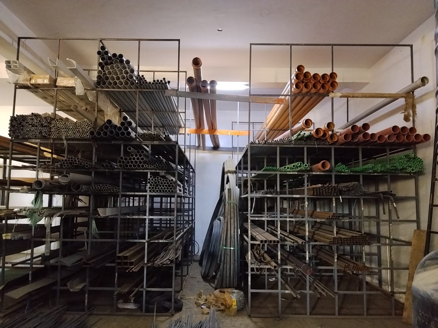 Tuala pipe & tube stockroom — steel, copper, PVC